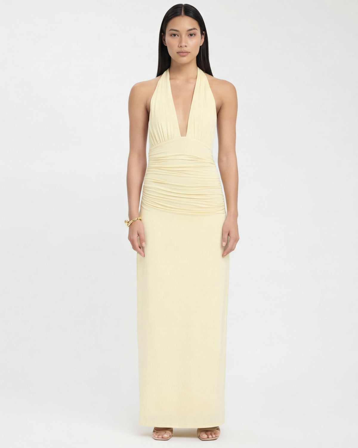 VESTIDO LARGO HALTER CON ESPALDA DESCUBIERTA