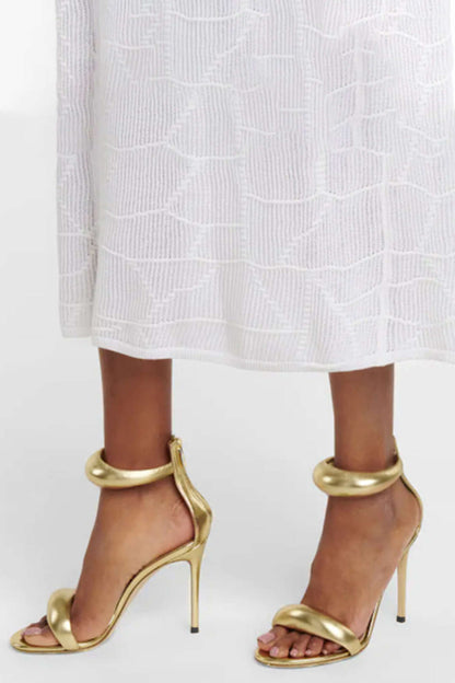 Tacones Altos con Tira en el Tobillo Abiertos Metalizados