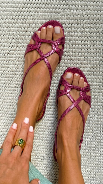 Sandalias slingback efecto serpiente - detalle