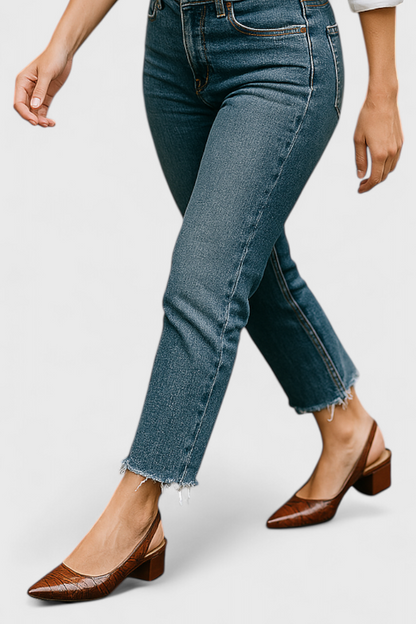 Ava Slingback de Tacón Elegante con Punta Fina