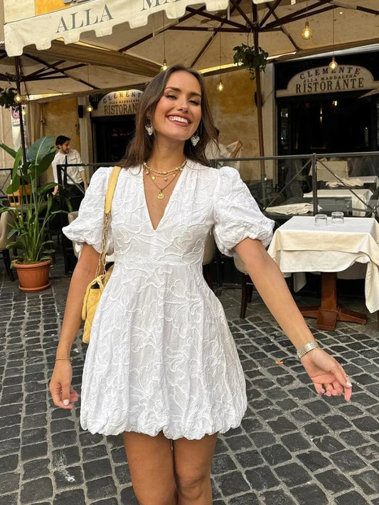 VESTIDO MINI BORDADO MANGA ABULLONADA