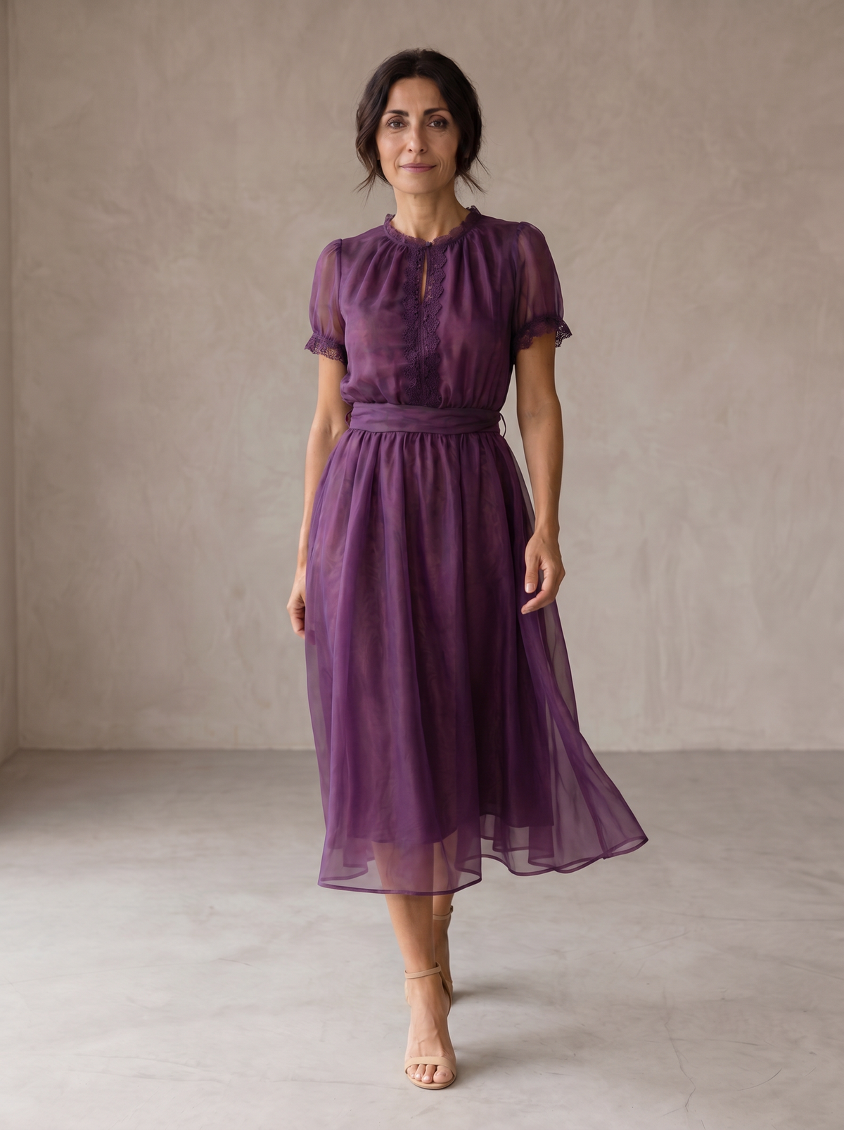 Valentina | Vestido Largo con Escote de Gota y Encaje