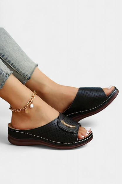 Itziar Sandalias Ortopédicas con Diseño Perforado y Plantilla Acolchada