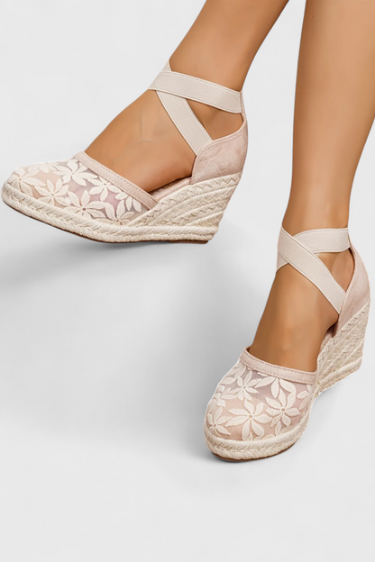 Phylis Sandalias Ortopédicas con Malla Floral y Plataforma de Talón